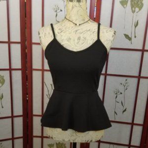 $15 🔻Neblina Black Blouse with Peek-a-boo Back - Size M